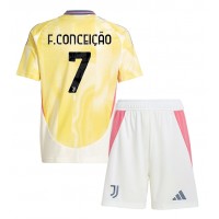 Camiseta Juventus Francisco Conceicao #7 Segunda Equipación Replica 2024-25 para niños mangas cortas (+ Pantalones cortos)